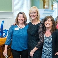 Alumni posing for photo